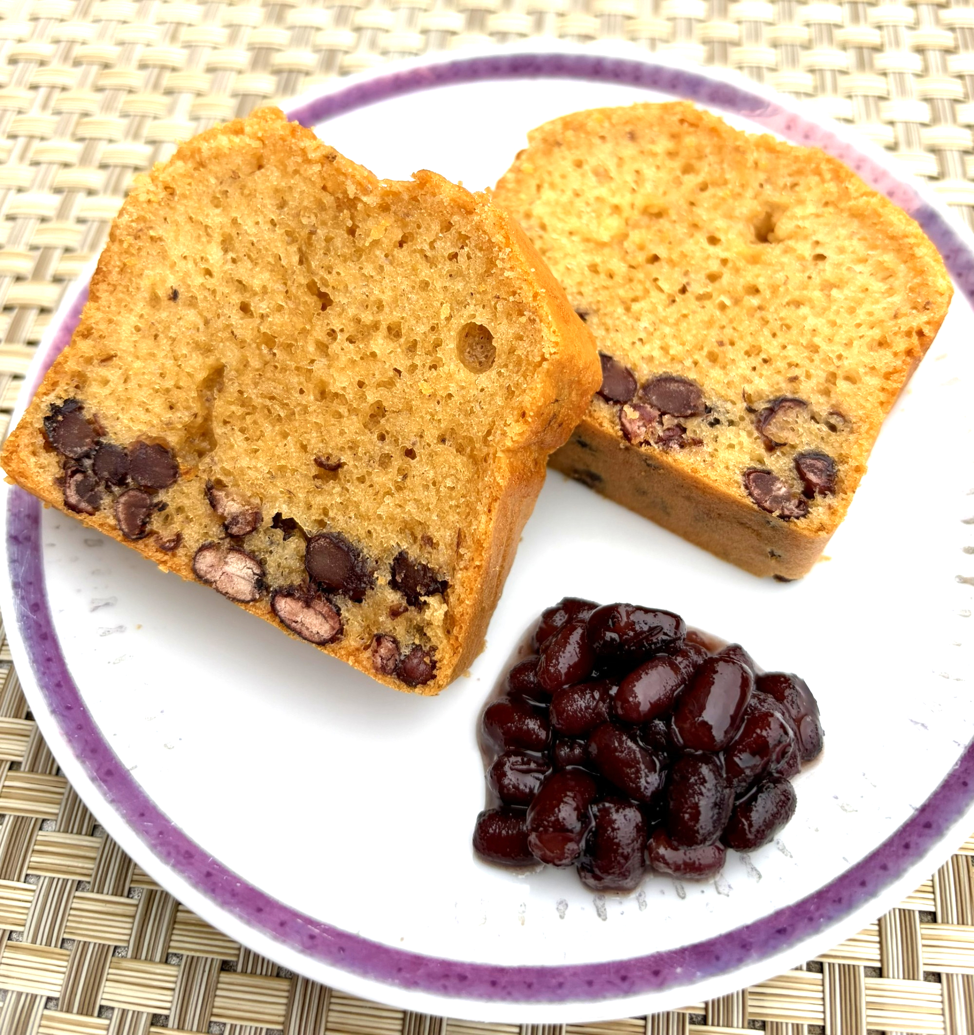 つぶつぶゆであずきと米粉の豆乳パウンドケーキ つぶつぶゆであずきと米粉の豆乳パウンドケーキ
